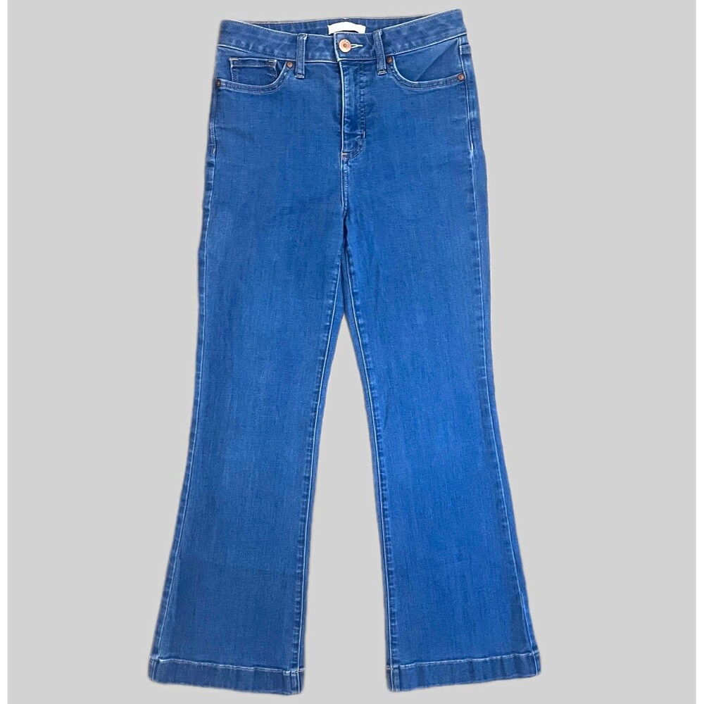 LC Lauren Conrad Women’s Medium Wash High Rise Flared Jeans Size 6